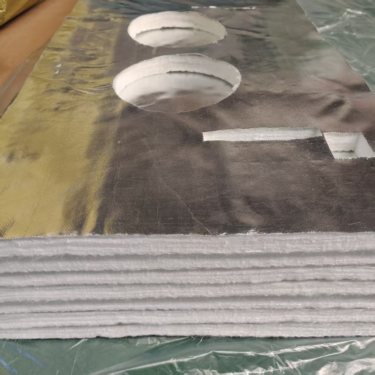 铝箔布贴合玻纤毡 厚度可定制